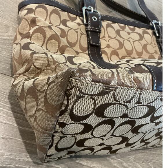 Coach Signature Canvas Medium Tote Shoulder Bag Brown Logo Y2K Classic Purse Tan - Picture 8 of 11